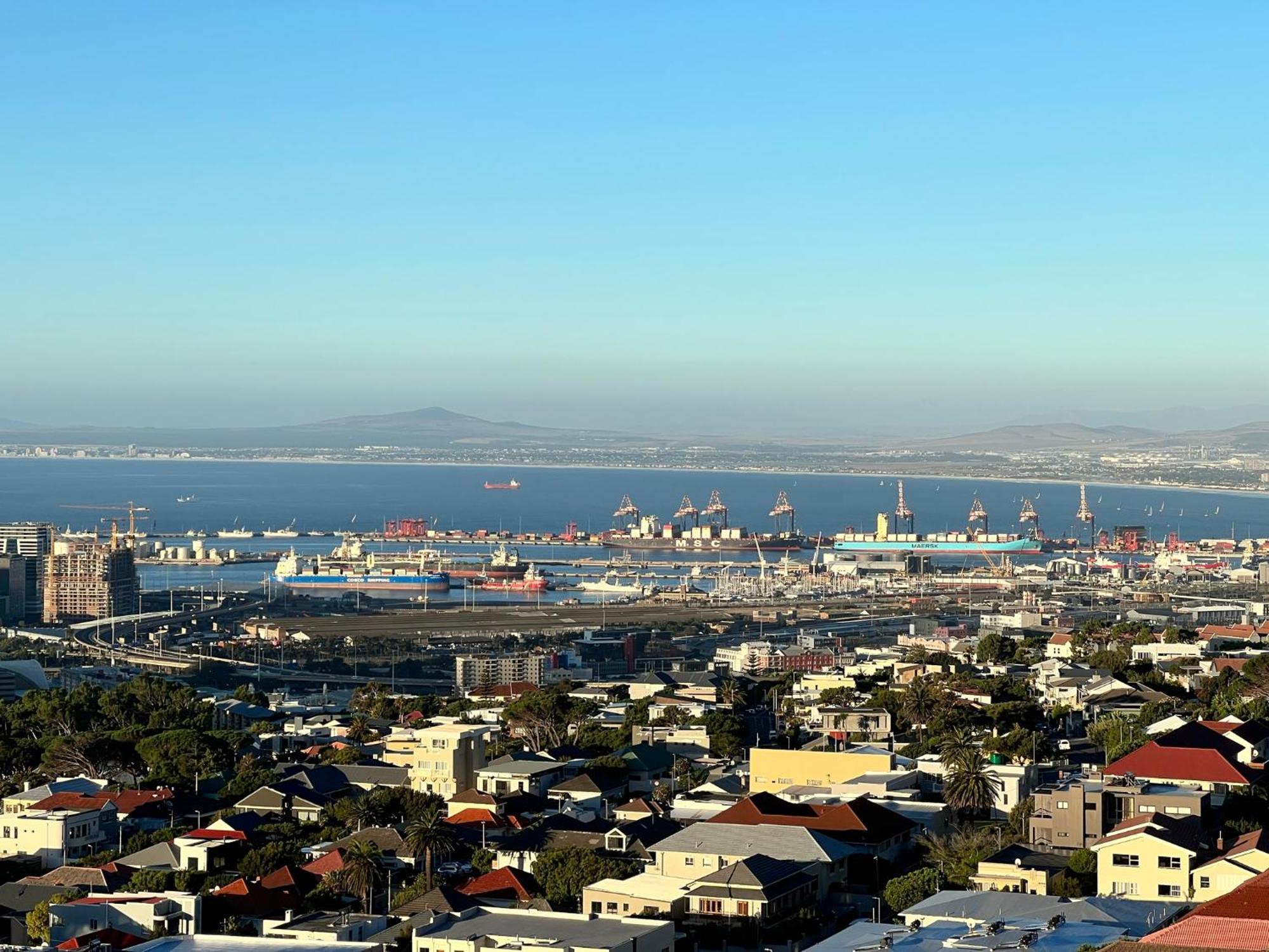 Breathtaking Views, Brand New Renovated Apartment Cape Town Eksteriør bilde